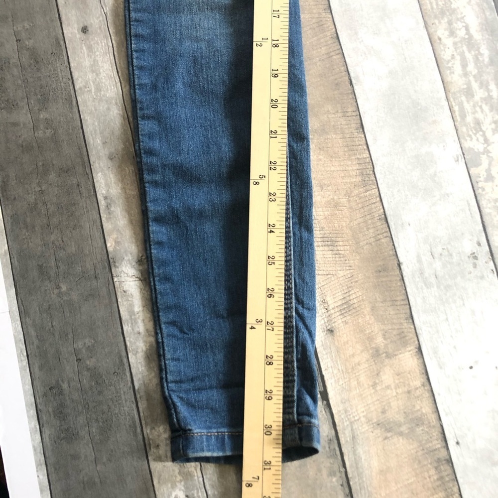 Free People Skinny Ankle Jeans 26 medium wash - Picture 6 of 7
